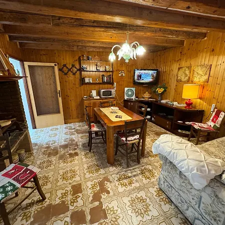 Guest house Artists' House 5 Stars