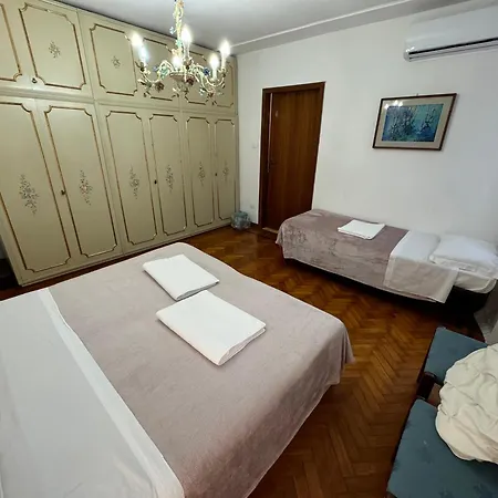 Guest house Artists' House 5 Stars *