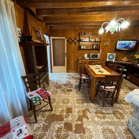 Artists' House 5 Stars *